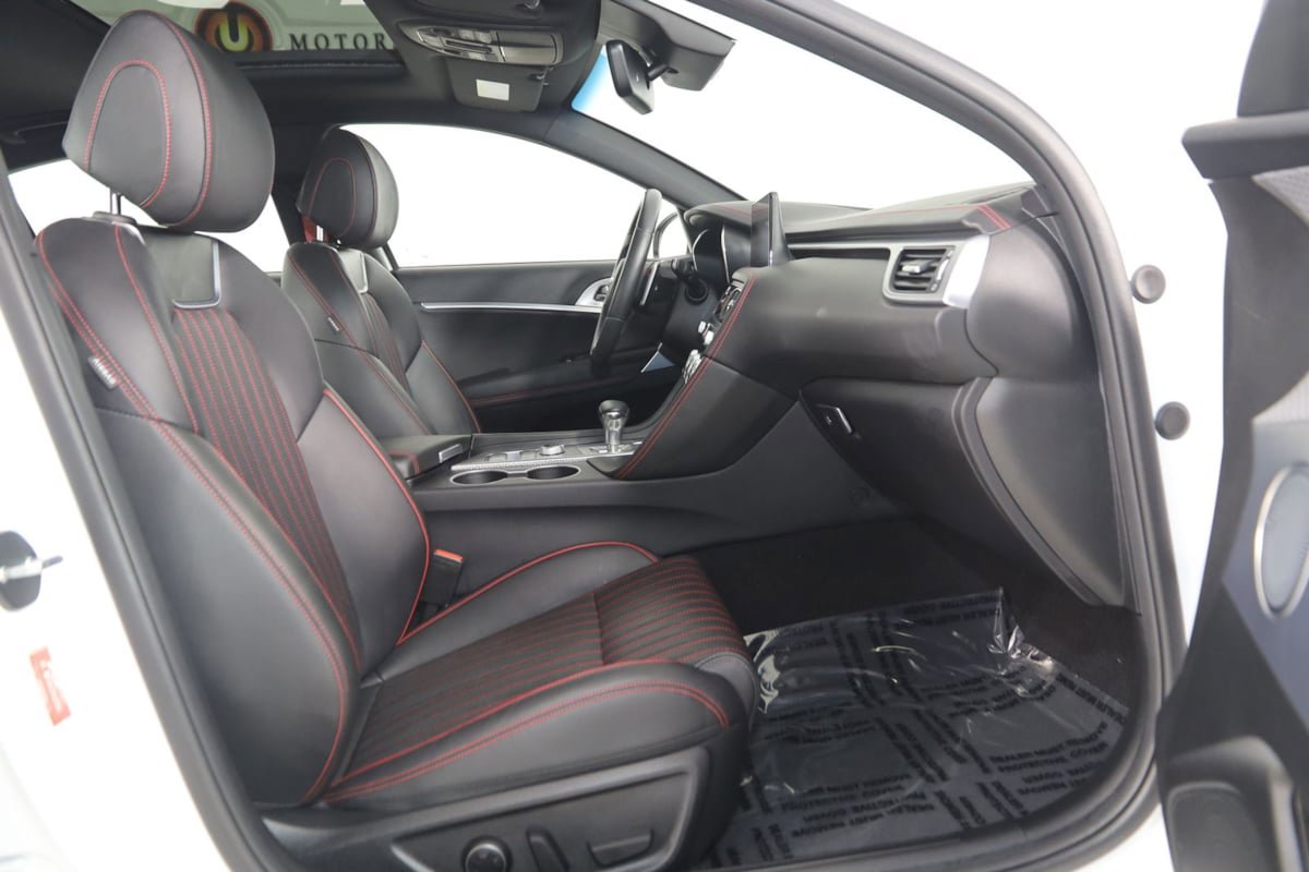 Used 2023 Genesis G70 2.0T w/ Sport Prestige Package AWD/4WD image 13