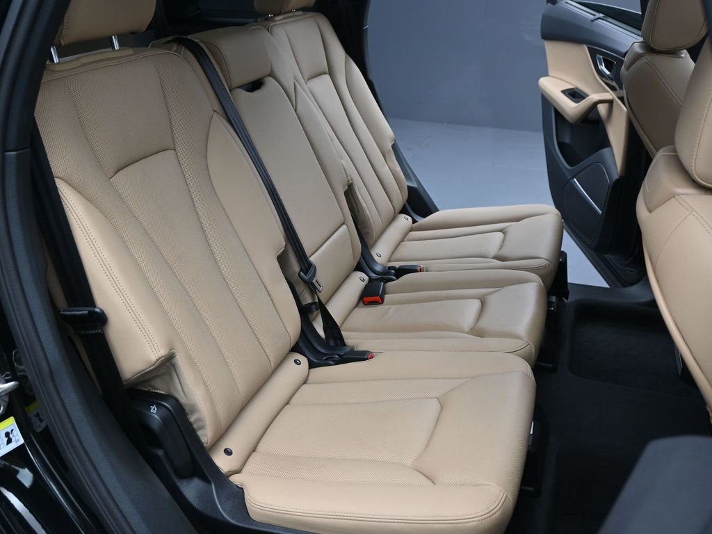 Used 2023 Audi Q7 3.0T Premium Plus w/ Premium Plus Package image 32
