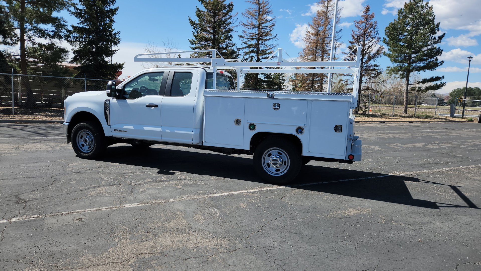 New 2025 Ford F350 XL w/ XL Chrome Package AWD/4WD image 8