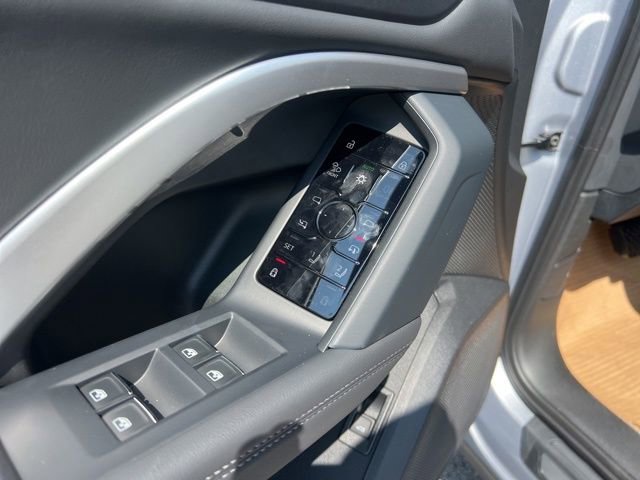 New 2025 Audi Q5 Premium Plus image 19