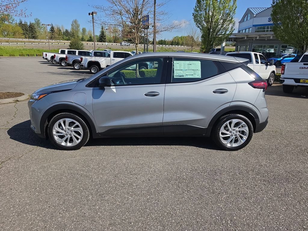 New 2027 Chevrolet Bolt LT w/ Comfort Package FWD image 3