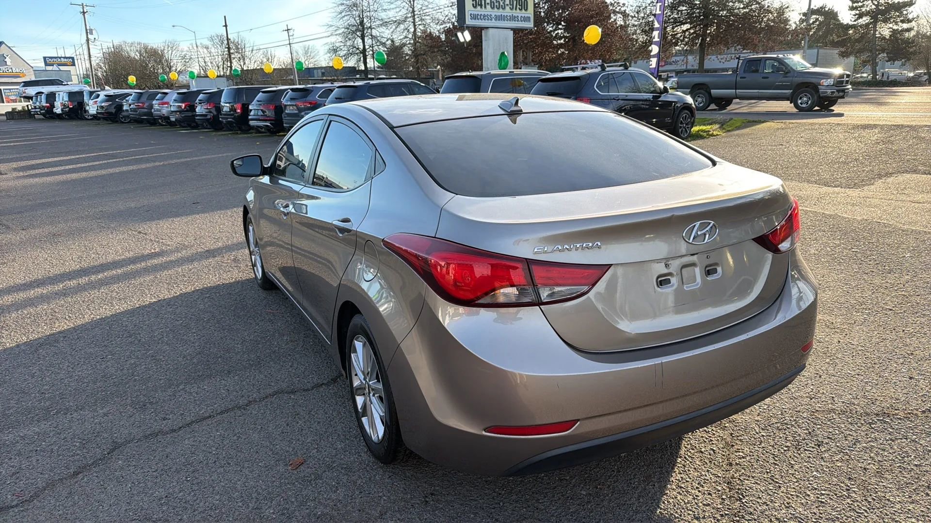 Used 2016 Hyundai Elantra SE w/ Option Group 02 image 4
