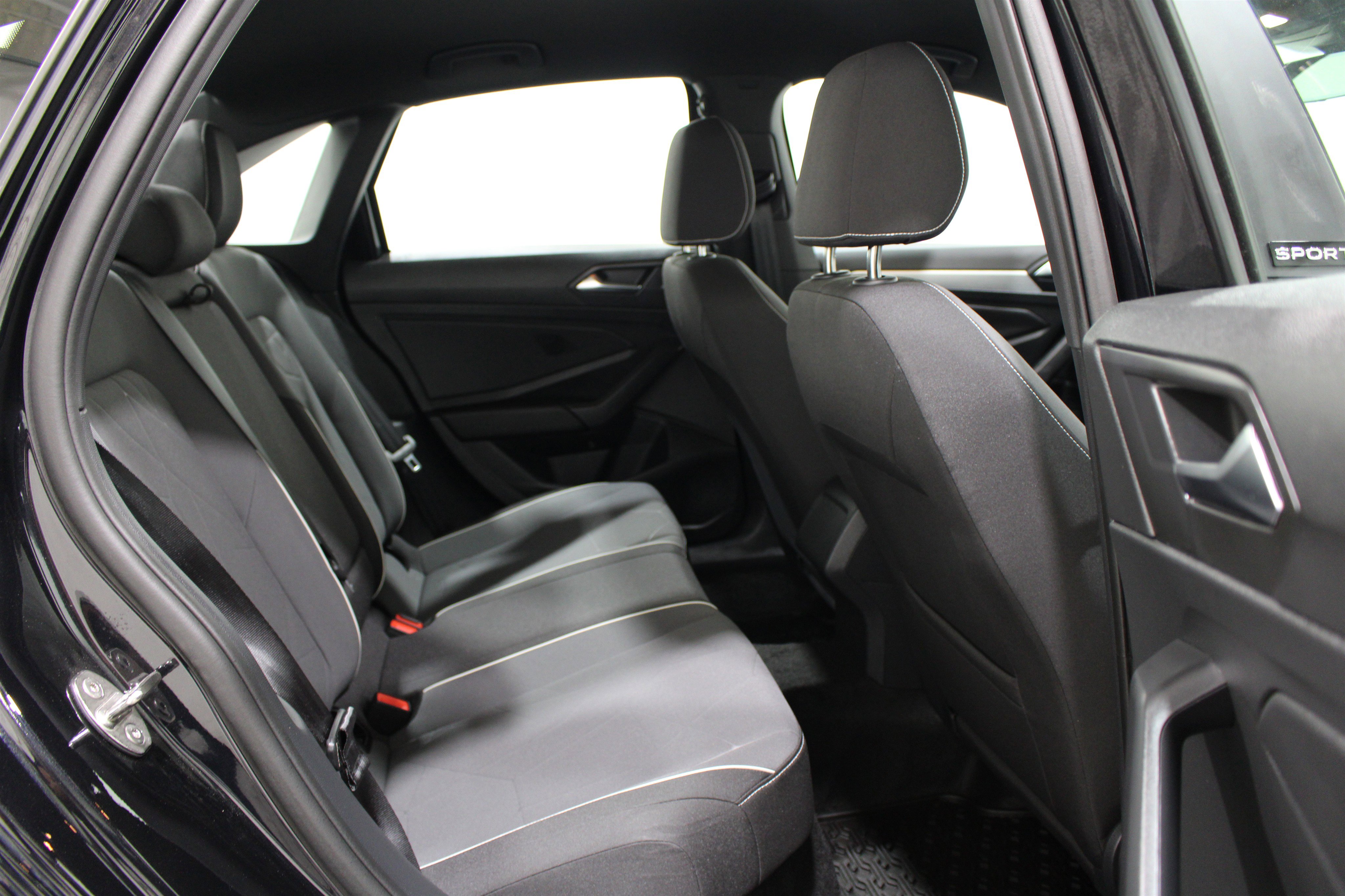 Used 2025 Volkswagen Jetta Sport FWD image 26