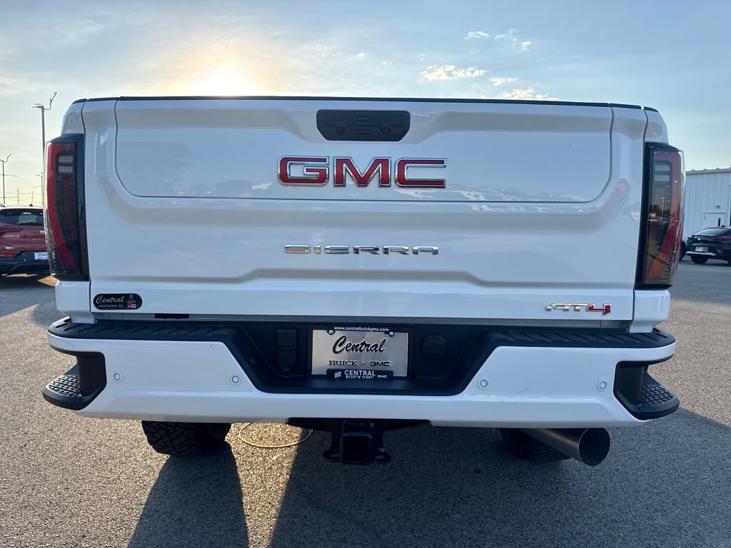 New 2026 GMC Sierra 2500 AT4 w/ AT4 Premium Plus Package AWD/4WD image 5