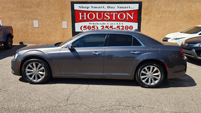 Used 2018 Chrysler 300 Limited