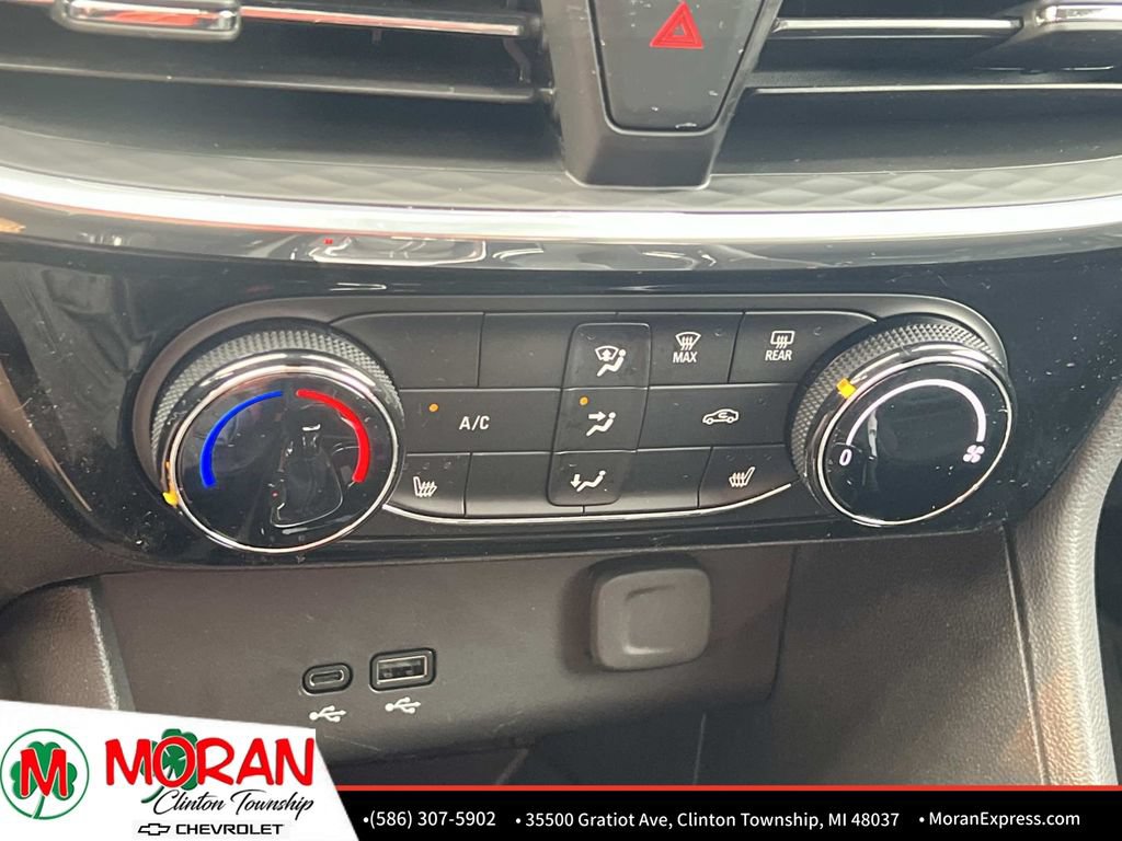 Used 2025 Buick Encore GX Sport Touring w/ Comfort Package FWD image 22