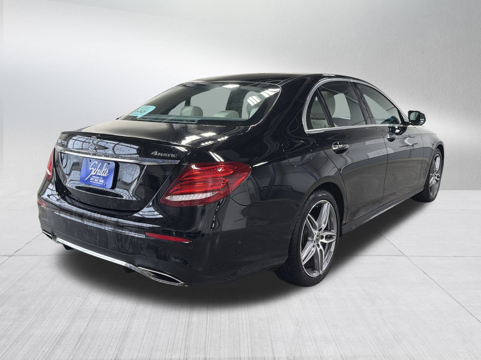 Used 2019 Mercedes-Benz E 300 4MATIC image 7