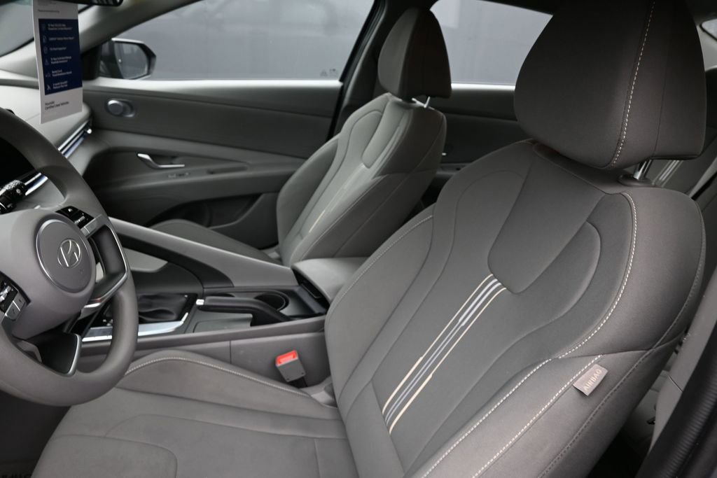 Certified 2024 Hyundai Elantra SEL FWD image 20
