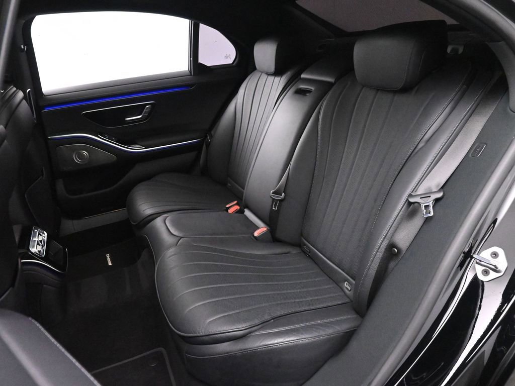 Used 2023 Mercedes-Benz S 500 4MATIC w/ AMG Line image 18