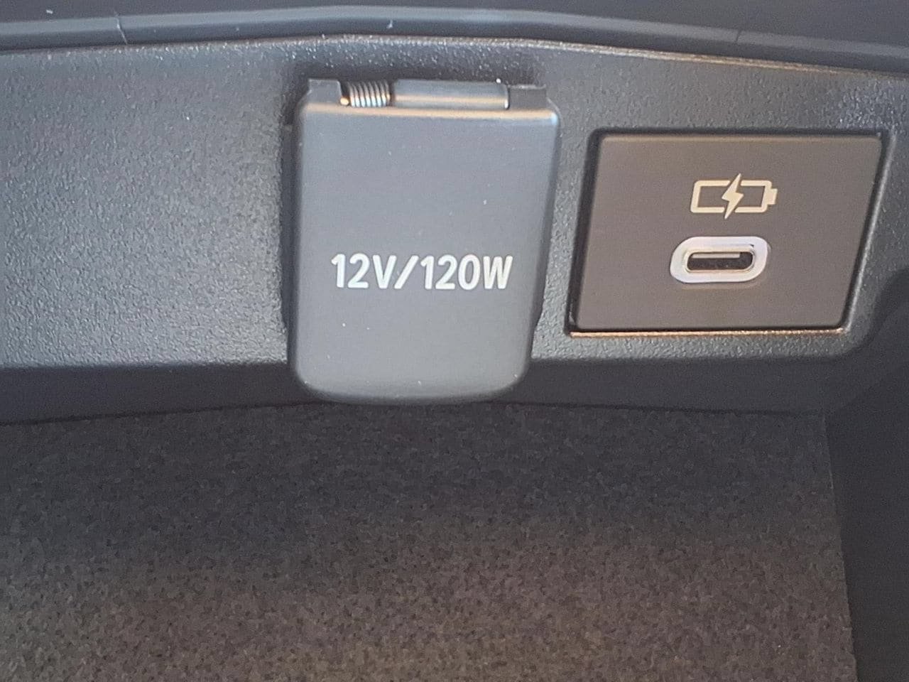 Used 2026 Toyota Corolla LE FWD image 26