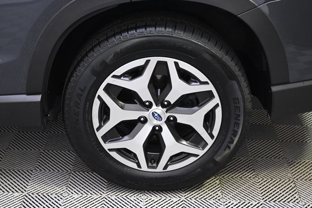 Used 2022 Subaru Forester Premium AWD/4WD image 20