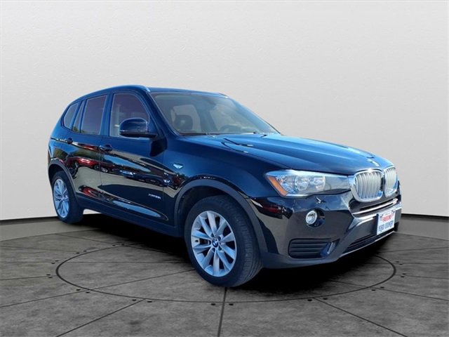 Used 2017 BMW X3 xDrive28i image 3