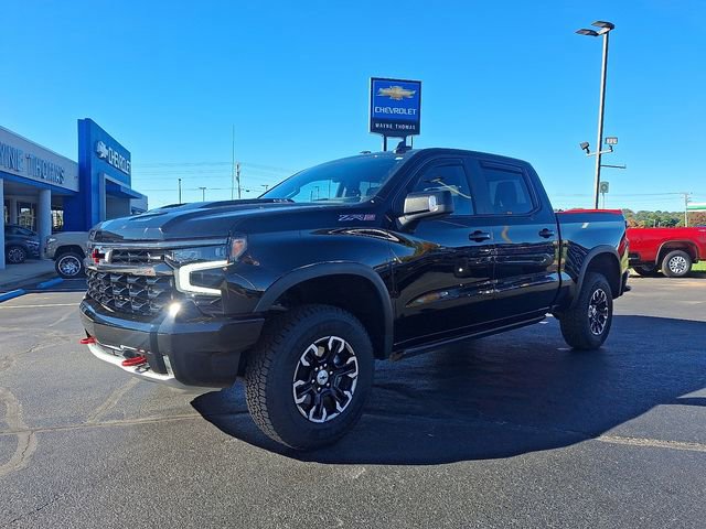 Used 2024 Chevrolet Silverado 1500 ZR2 w/ Technology Package image 3
