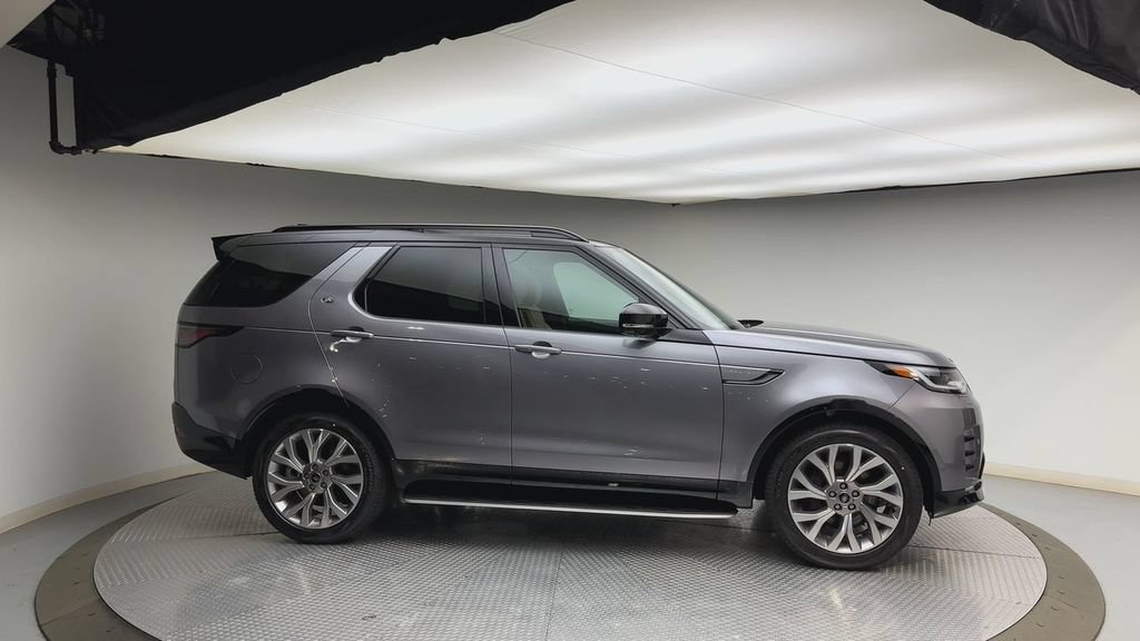 New 2026 Land Rover Discovery Limited Edition AWD/4WD image 9
