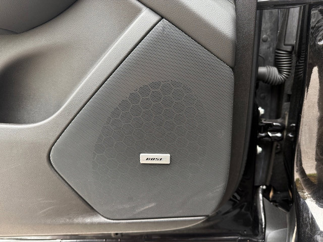 Used 2025 Cadillac XT5 Premium Luxury image 14