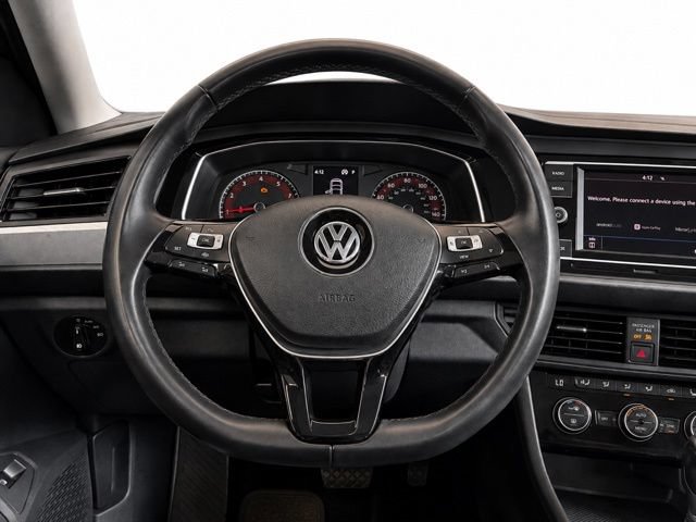 Used 2019 Volkswagen Jetta SE w/ Cold Weather Package FWD image 33