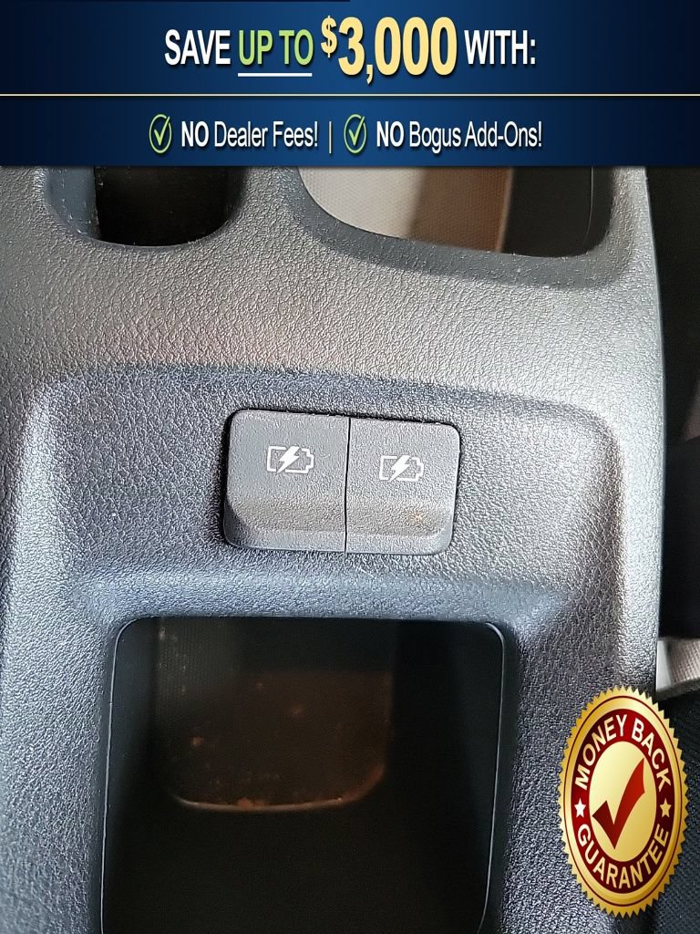 Used 2025 Nissan Versa S w/ Trunk Package FWD image 20