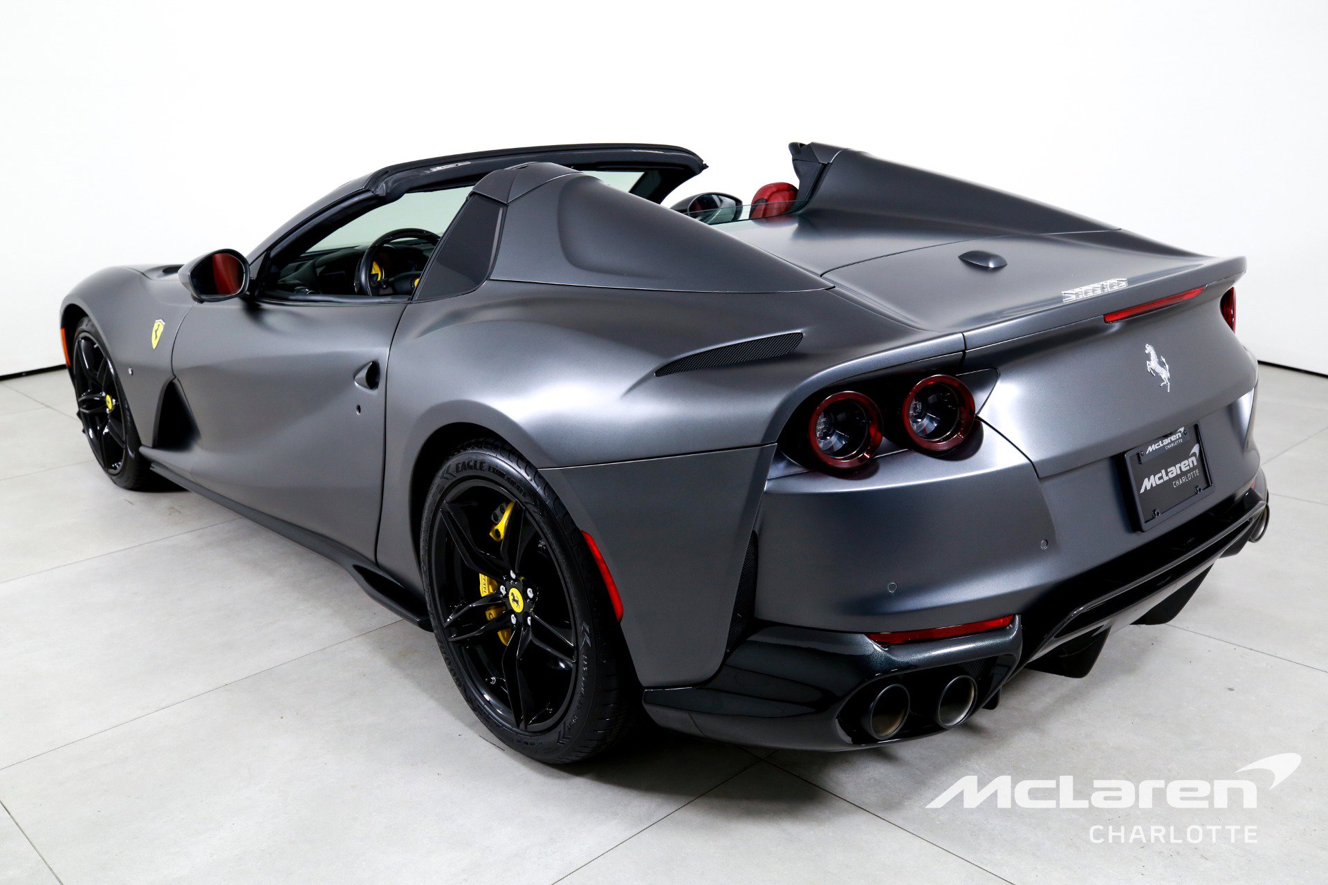 Used 2021 Ferrari 812 GTS RWD image 7