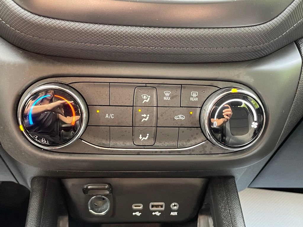 Certified 2023 Chevrolet TrailBlazer LS AWD/4WD image 30