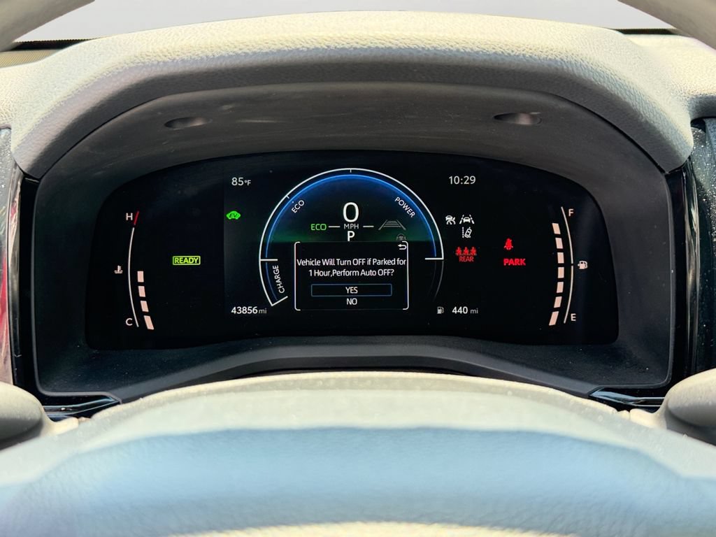 Used 2025 Toyota Camry LE FWD image 29