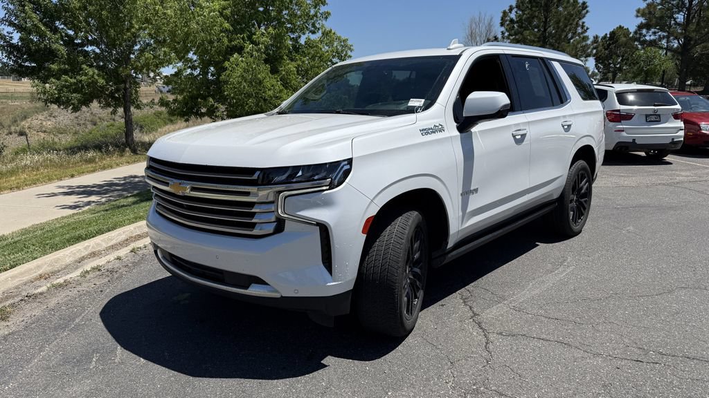 Used 2021 Chevrolet Tahoe High Country w/ Premium Package AWD/4WD image 2