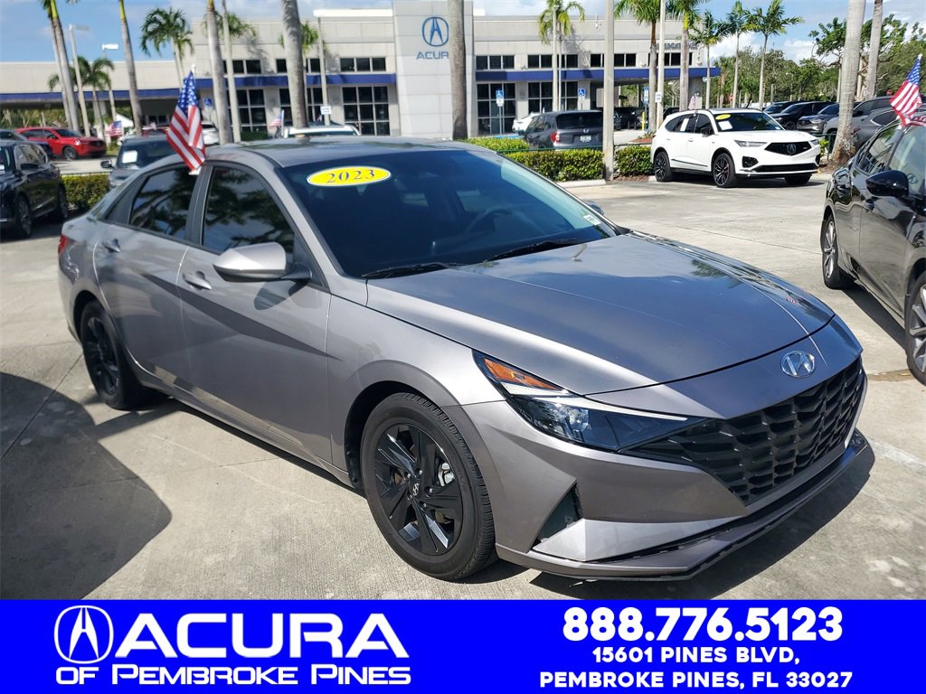 Used 2023 Hyundai Elantra SEL w/ Preferred Accessory Package