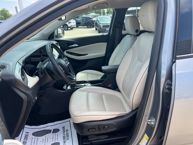 Certified 2024 Buick Encore GX Avenir w/ Avenir Convenience Package AWD/4WD image 11