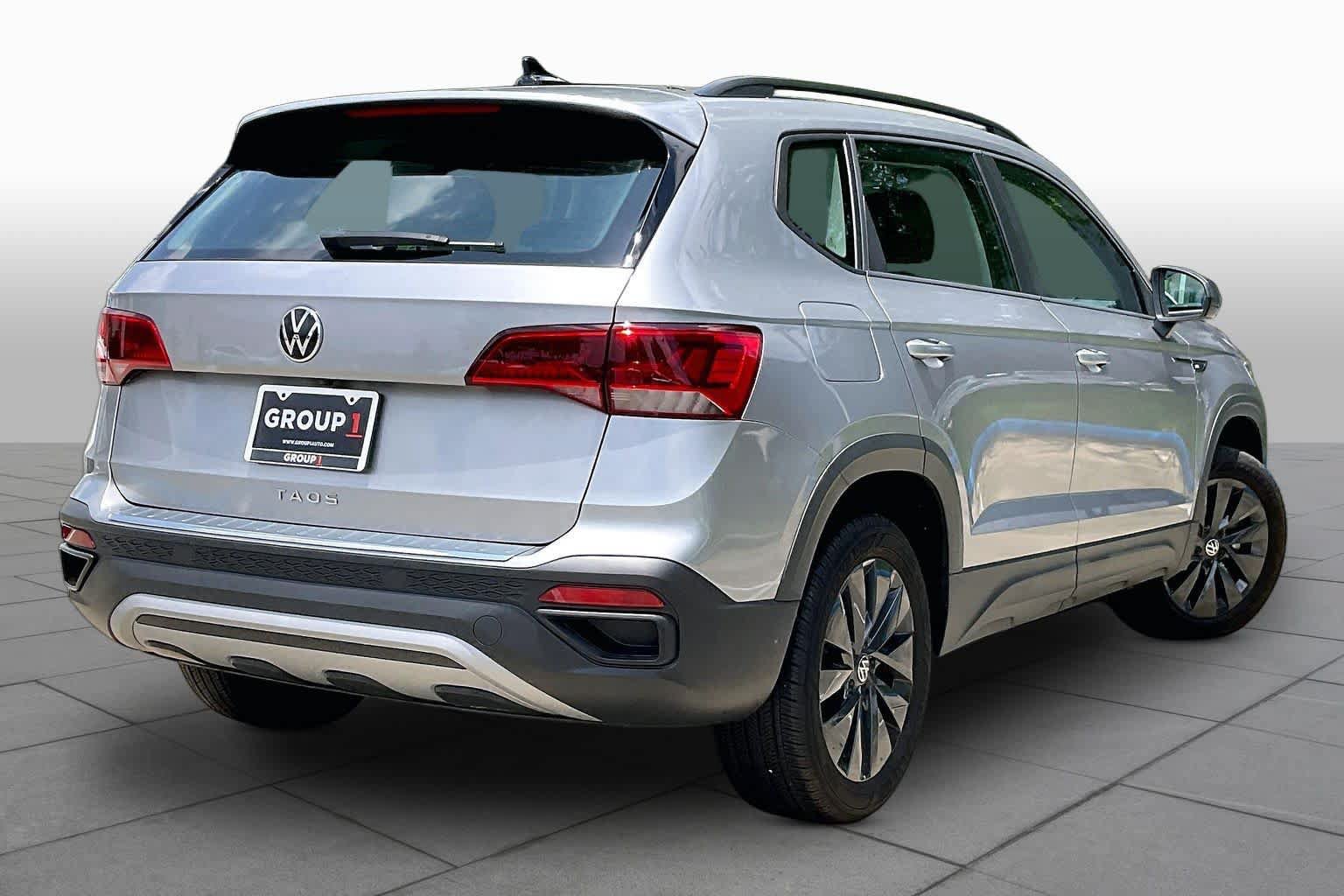 Used 2023 Volkswagen Taos S FWD image 11