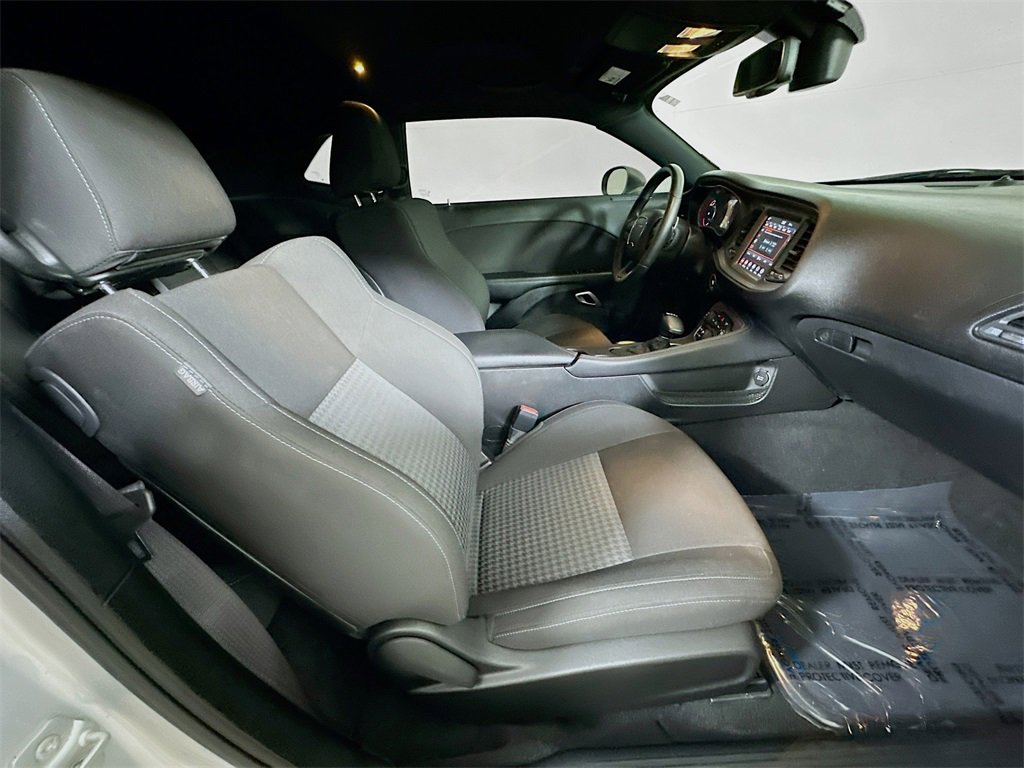Used 2023 Dodge Challenger R/T image 11