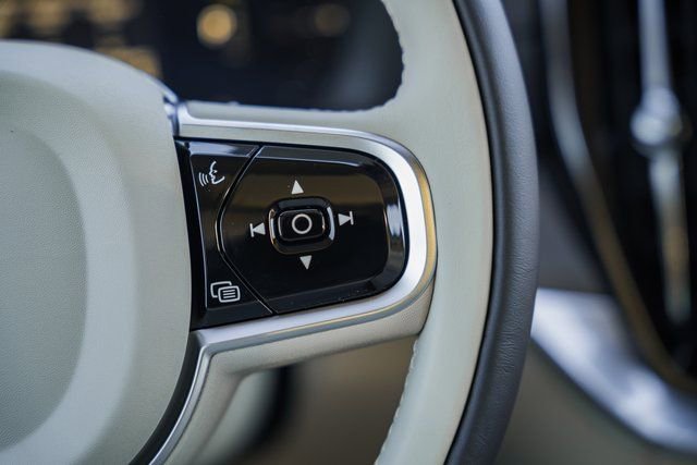 New 2026 Volvo XC90 T8 Ultra w/ Protection Package Premier image 28