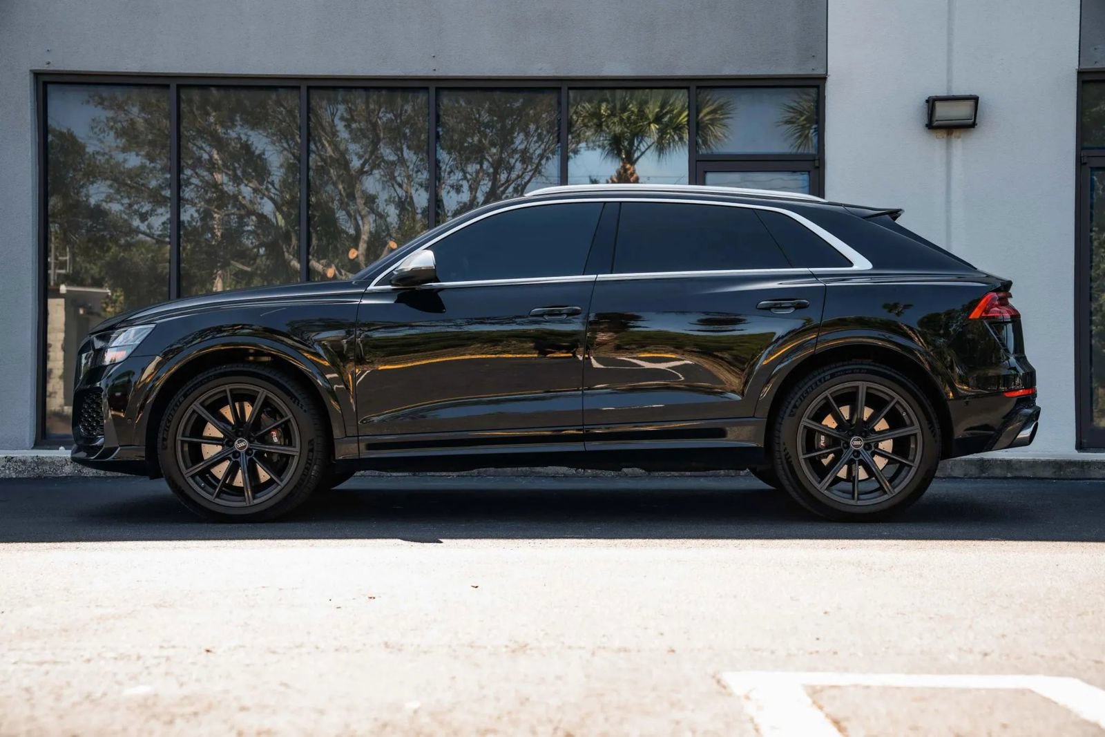 Used 2022 Audi RS Q8 AWD/4WD image 4