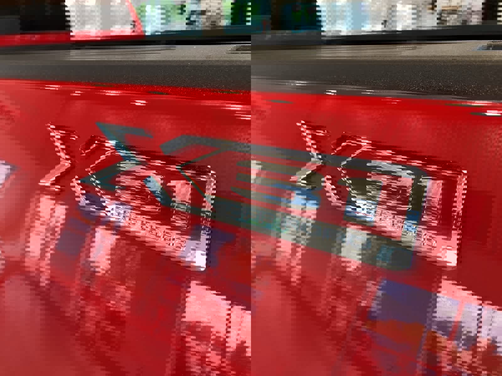 Used 2022 GMC Sierra 2500 SLT w/ SLT Preferred Package image 31