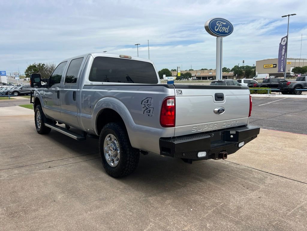 Used 2016 Ford F250 XLT w/ XLT Premium Package AWD/4WD image 6