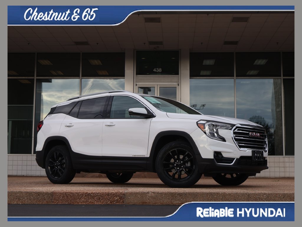 Used 2022 GMC Terrain SLT AWD/4WD image 1