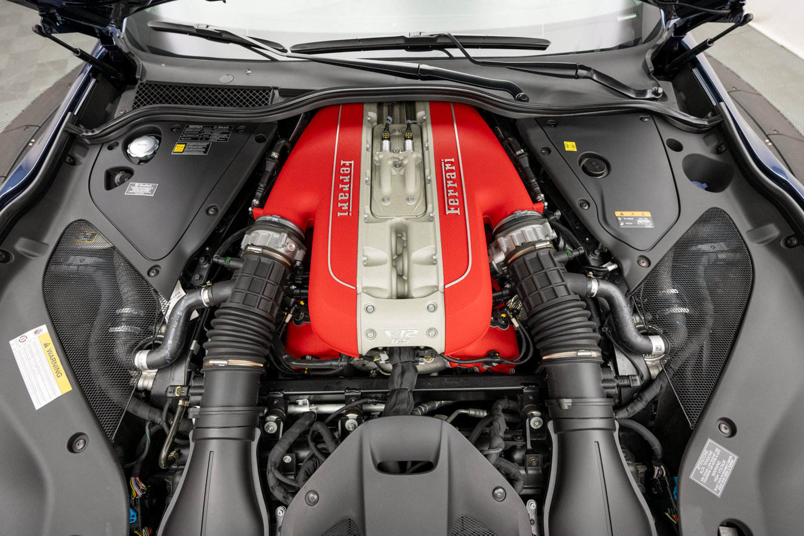 Used 2021 Ferrari 812 GTS RWD image 50