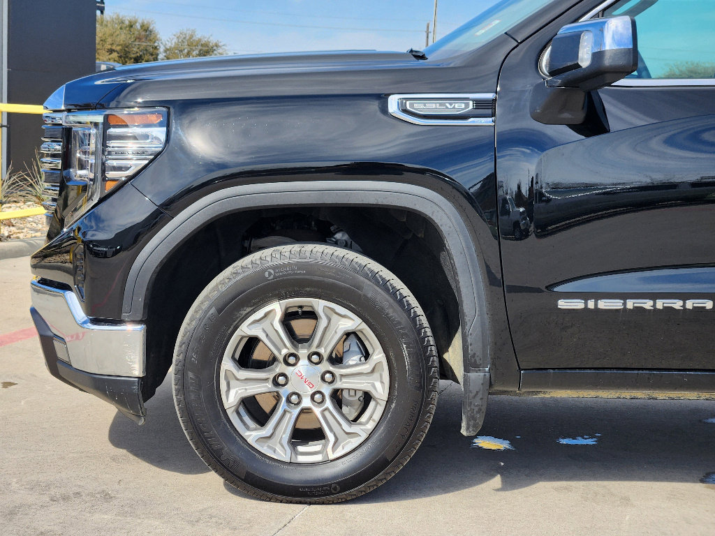 Used 2025 GMC Sierra 1500 SLT image 7