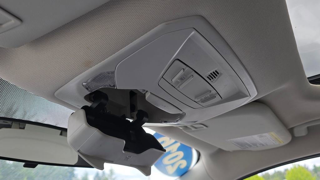 Used 2016 Ford Escape SE AWD/4WD image 38