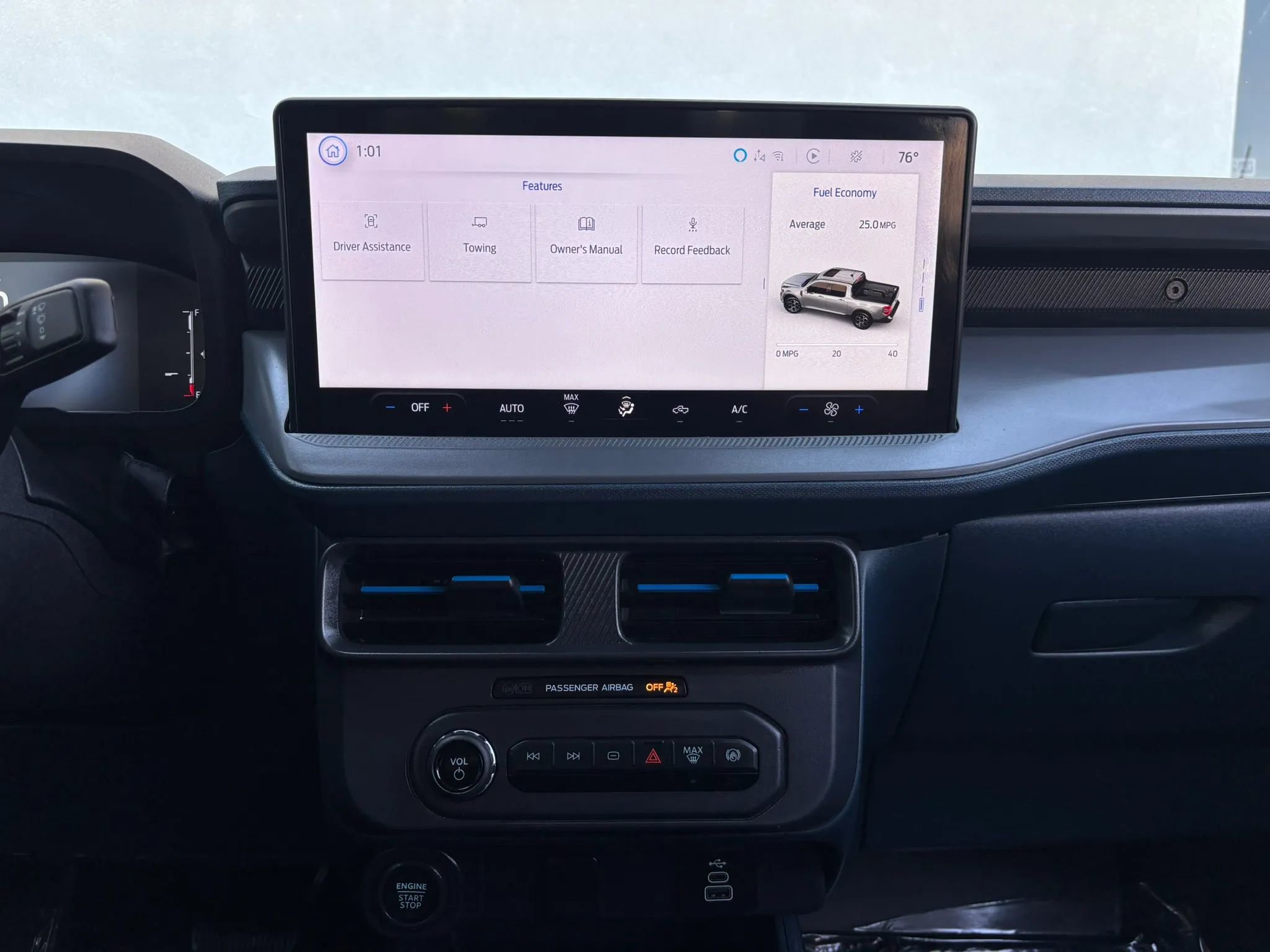 Used 2025 Ford Maverick Lobo image 36