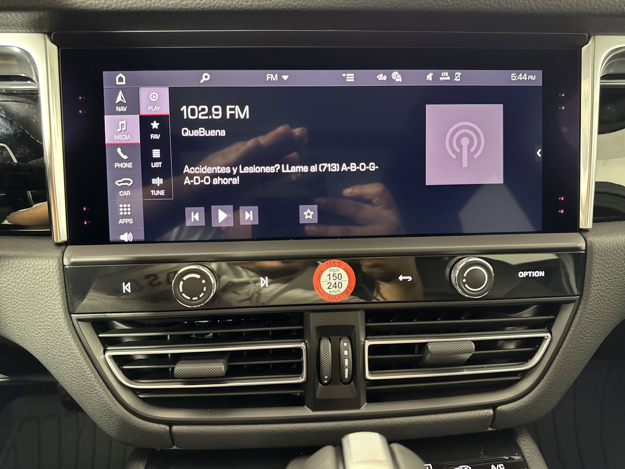 Used 2025 Porsche Macan image 23