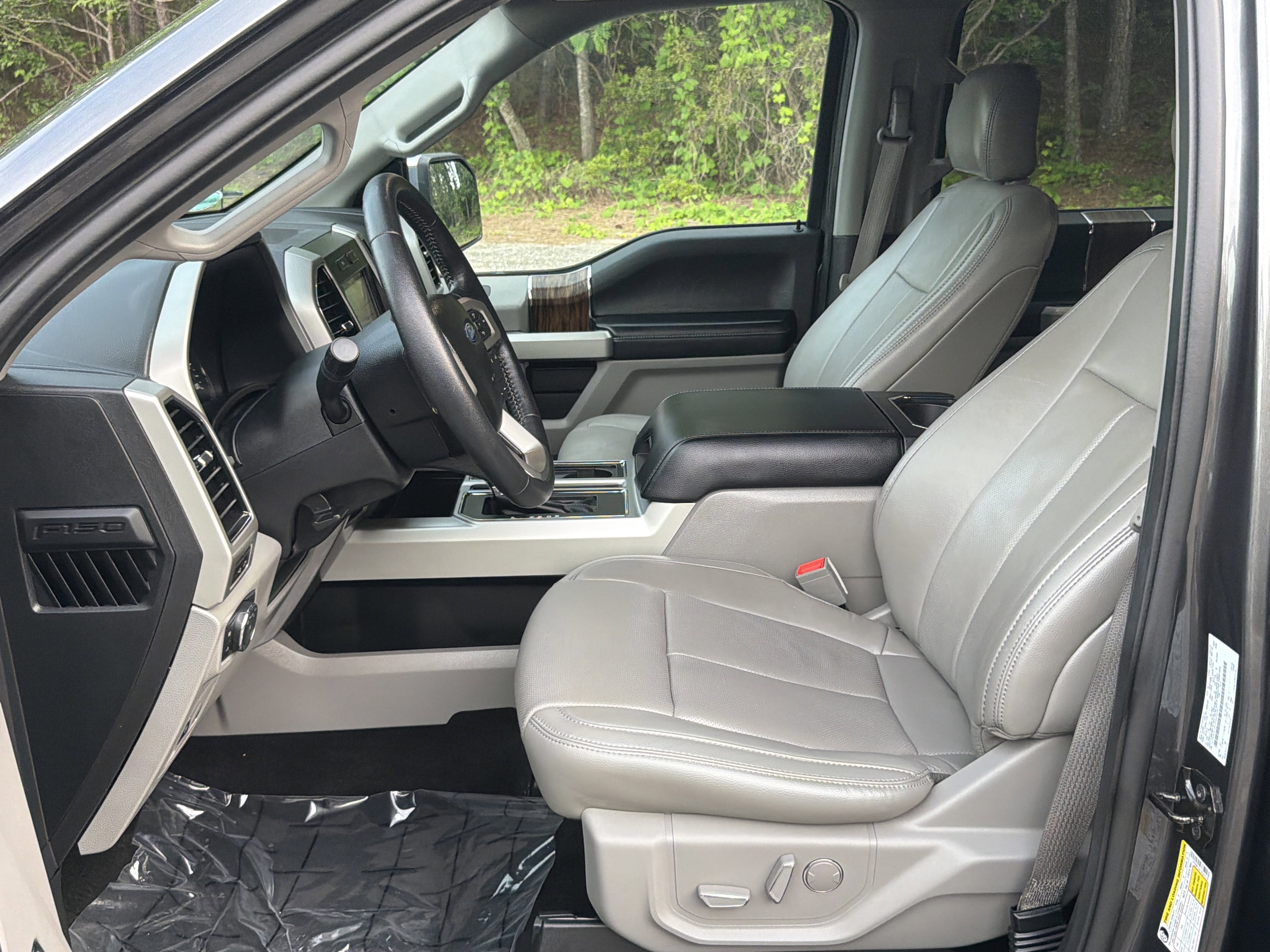 Used 2018 Ford F150 Lariat RWD image 10