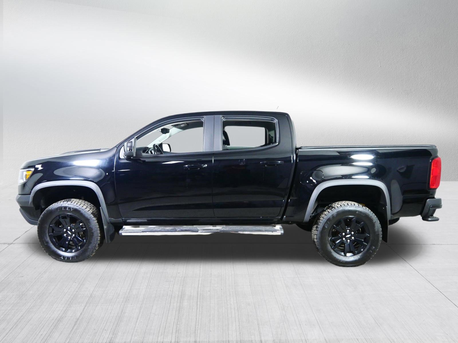 Used 2019 Chevrolet Colorado ZR2 w/ ZR2 Midnight Special Edition image 4