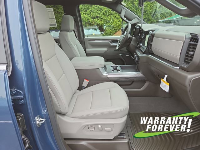 New 2026 Chevrolet Silverado 3500 LTZ w/ LTZ Premium Package AWD/4WD image 15