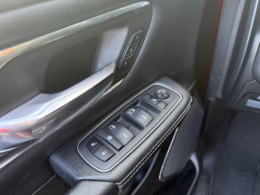 Used 2024 RAM 1500 Laramie image 39