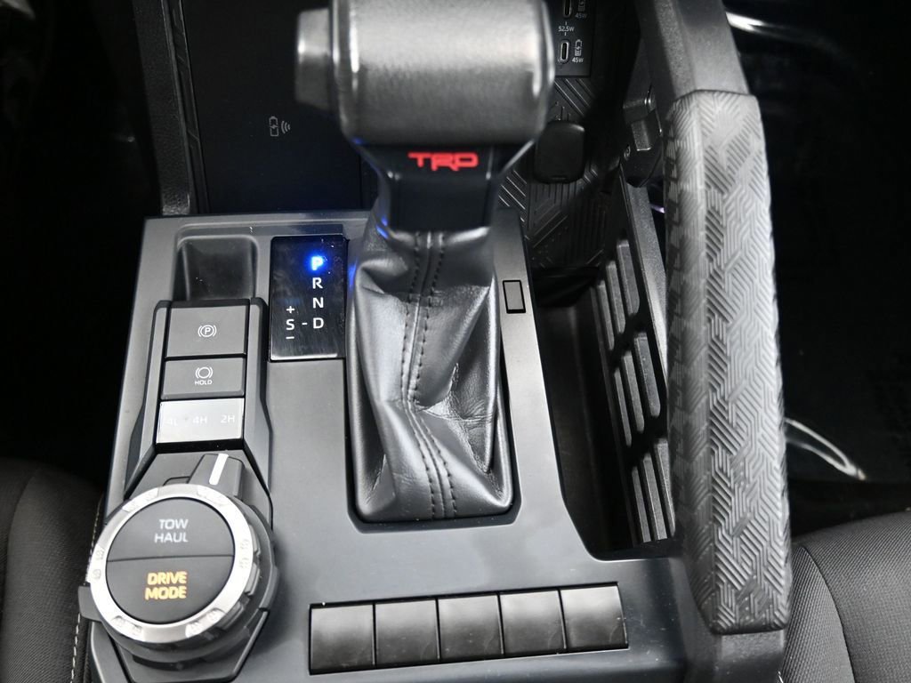 Used 2024 Toyota Tacoma TRD Sport w/ TRD Sport Upgrade Package image 16