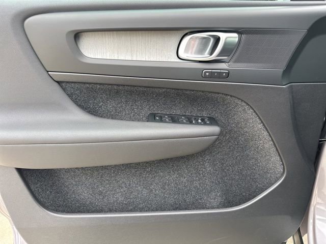 New 2026 Volvo XC40 B5 Plus w/ Climate Package image 13