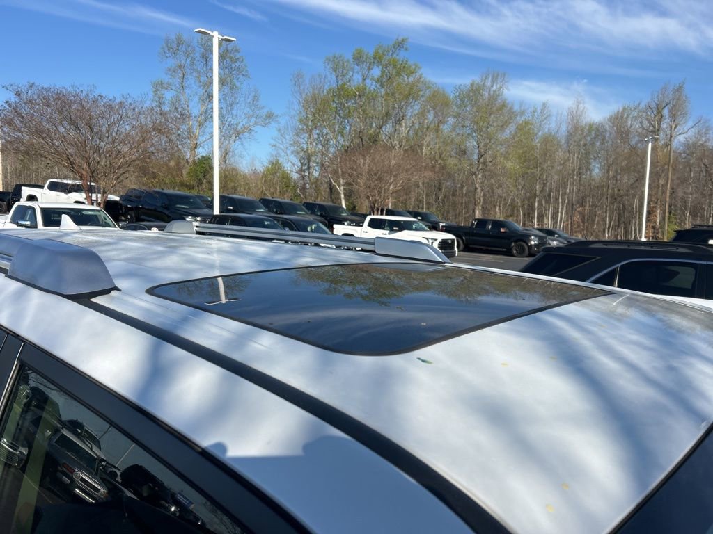 Used 2024 Toyota 4Runner Limited image 3