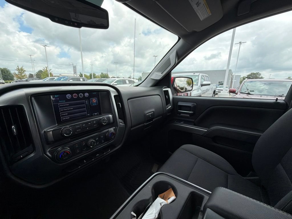 Used 2018 Chevrolet Silverado 1500 LT w/ All Star Edition AWD/4WD image 16