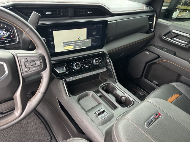 Used 2024 GMC Sierra 2500 AT4 w/ AT4 Premium Plus Package AWD/4WD image 27