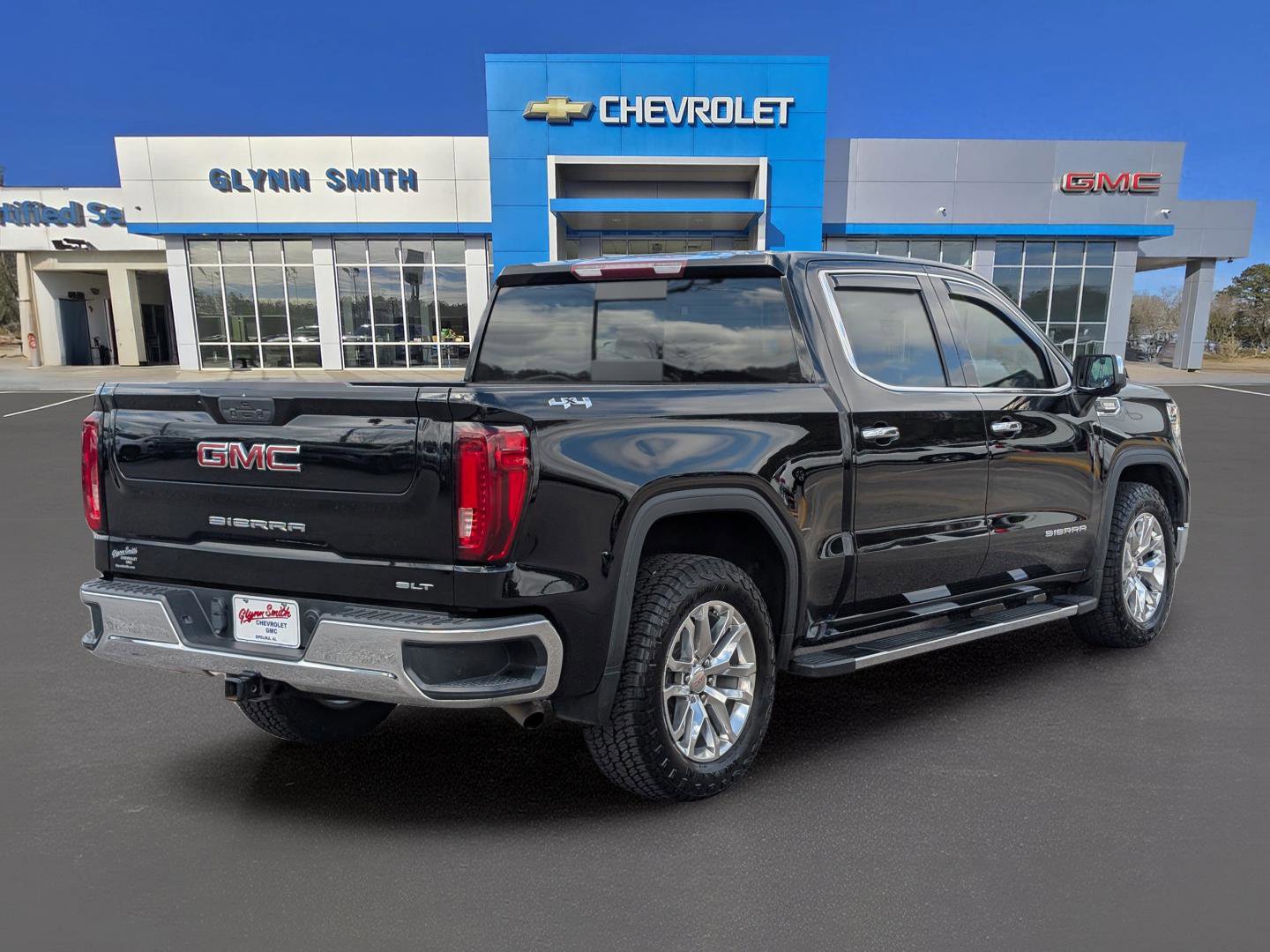 Used 2021 GMC Sierra 1500 SLT w/ SLT Premium Package image 8
