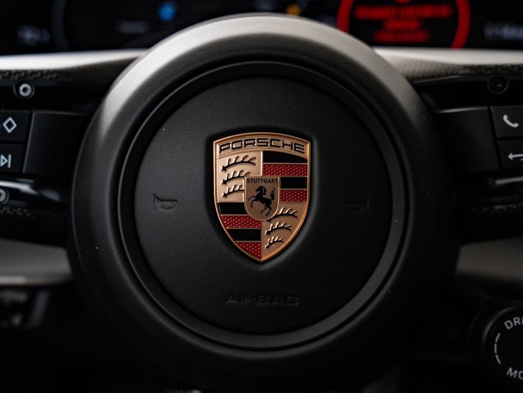New 2026 Porsche Taycan 4S AWD/4WD image 31